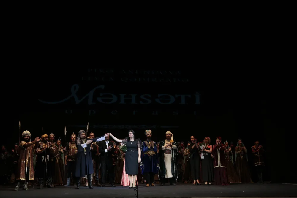 Azərbaycan opera səhnəsində BİR İLK - "Məhsəti" operası 3D ilə təqdim olundu - FOTOLAR