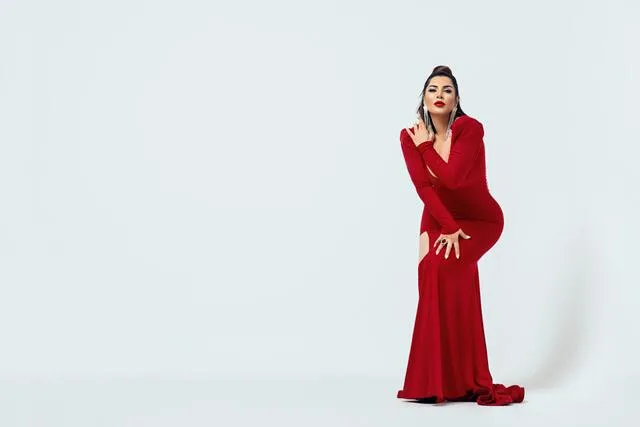 Xatun "Playboy" - DOVŞANI OLDU- FOTOLAR
