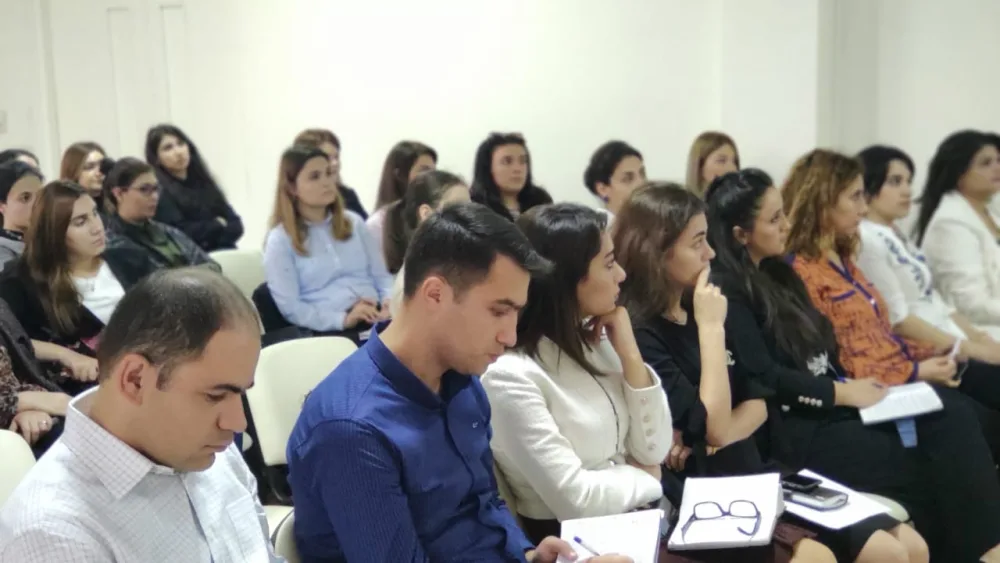 Türkiyə Standartlar İnstitutunun eksperti AQTİ-də təlimə başladı