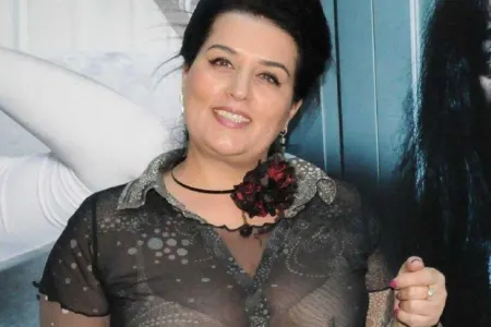 Elzadan Ziya Məmmədovun şeirlərinə reaksiya: - "Avazı yaxşıdır, oxuduğu Quran olsa"
