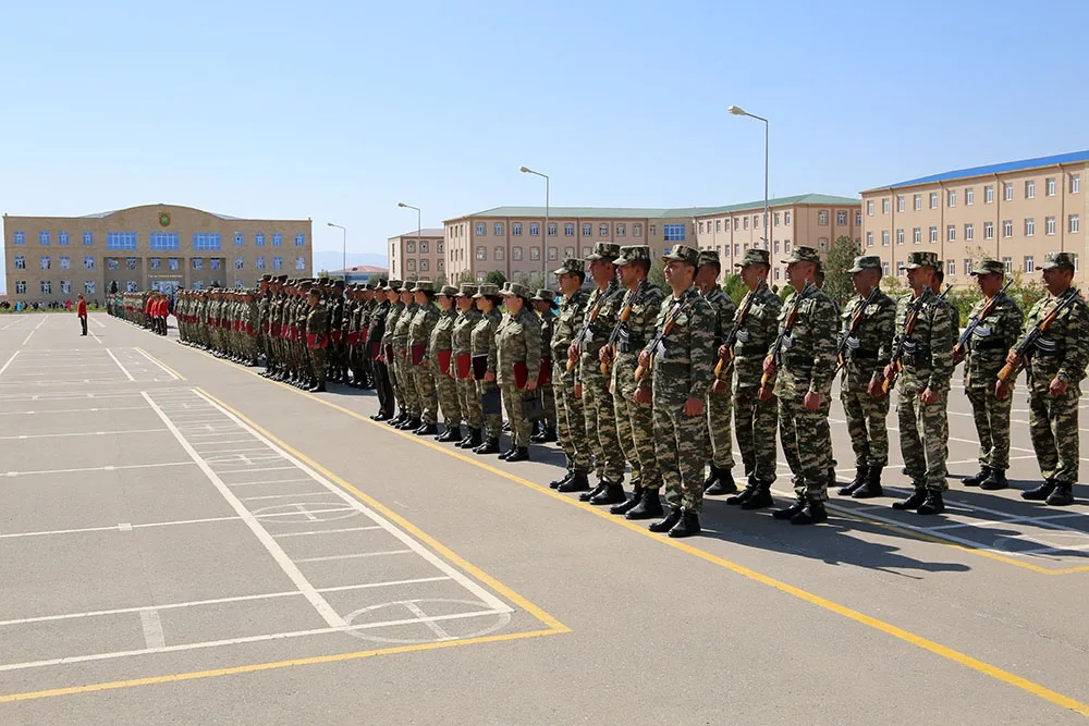 Əlahiddə Ümumqoşun Orduda kursantlara sertifikat - TƏQDİM EDİLDİ - FOTO - VİDEO
