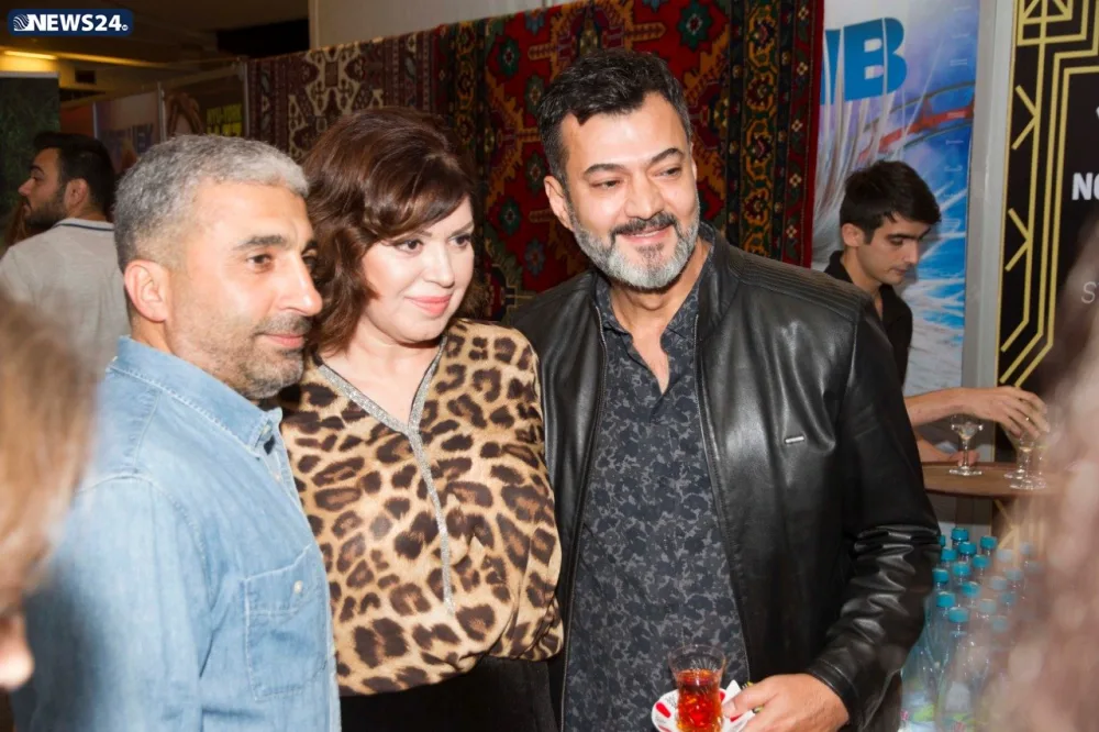 "Sənətimizlə etirazımızı bildirə bilərik..." - VİDEO - FOTOLAR