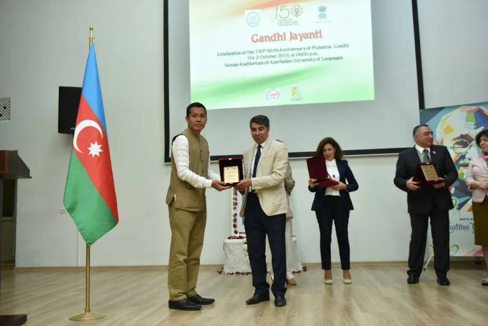 Mahatma Qandinin 150-ci ildönümü Bakıda - QEYD OLUNDU - FOTO