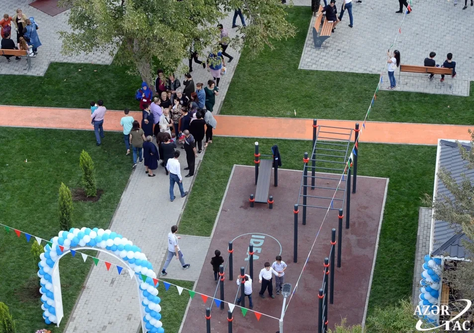 “Bizim həyət” layihəsi çərçivəsində daha bir həyət abadlaşdırıldı