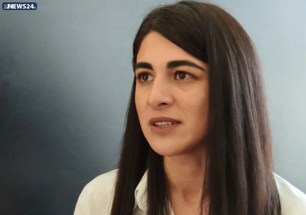 57 bal toplayan və ucqar kəndi seçən müəllimə: - "Düşündüm ki, kənd uşaqlarının mənə ehtiyacı var" - FOTO