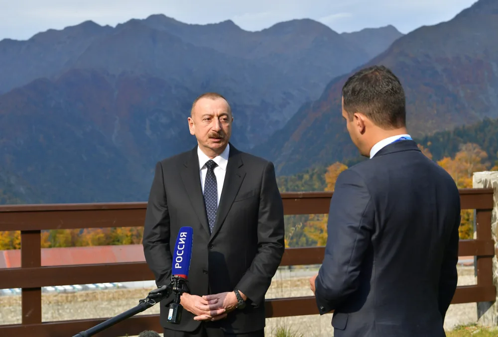 İlham Əliyev “Rossiya” və “Birinci” kanallarına - MÜSAHİBƏ VERİB - FOTOLAR