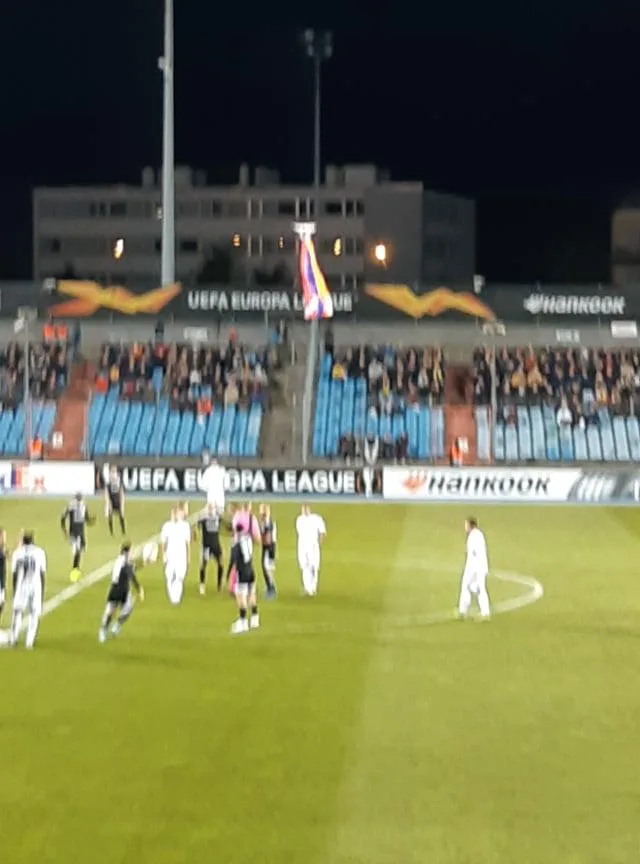 Son dəqiqə! Matçda Qarabağ separatçılarının "bayrağı” endirildi - Oyun dayandırıldı