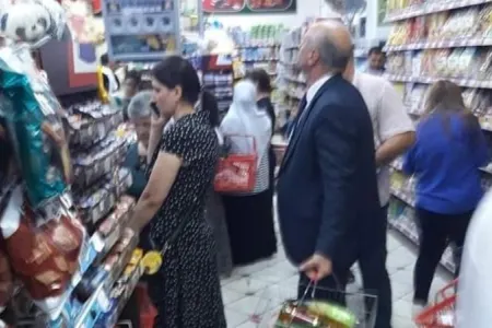 Azərbaycanda icra başçısının bu addımı hamını təəccübləndirdi: - MARKETƏ GİRDİ VƏ...