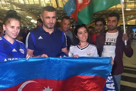 "Qarabağ" belə qarşılandı - VİDEO - YENİLƏNİB