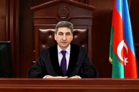 Rüşvətə görə həbs edilən məhkəmə hakiminə - hökm oxundu