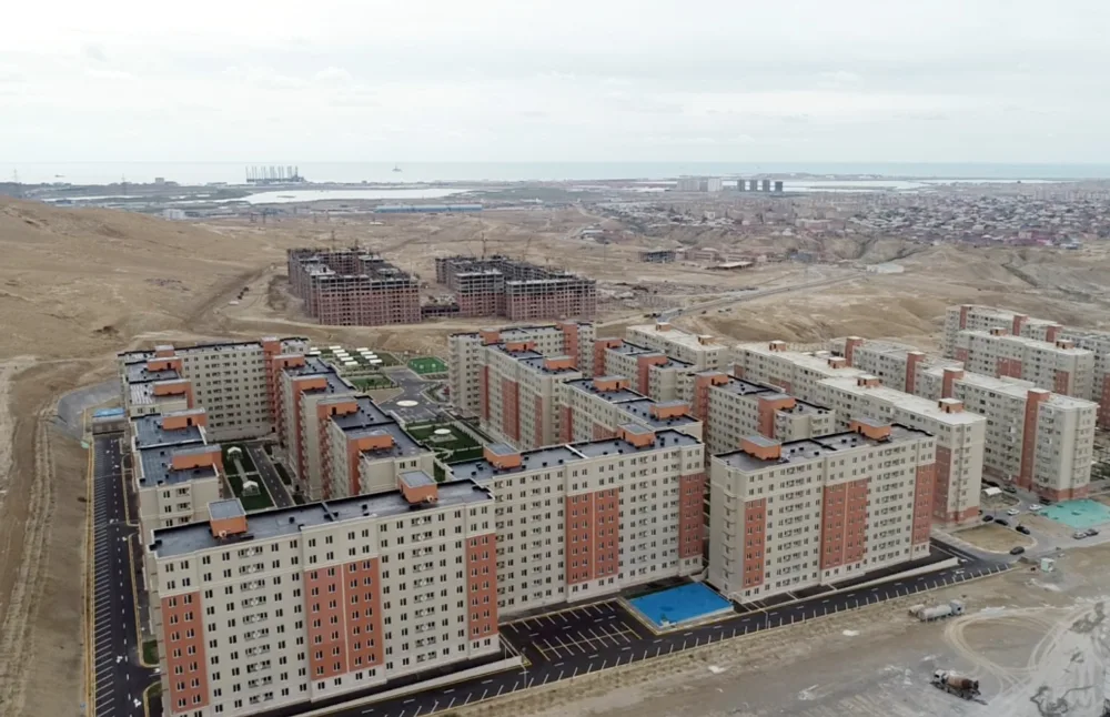 İlham Əliyev və Mehriban Əliyeva - “Qobu Park-2” yaşayış kompleksinin AÇILIŞINDA - FOTOLAR - YENİLƏNİB