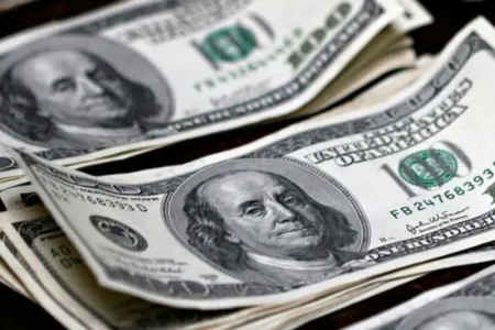 Göyçayda evdən 4900 dollar pul - OĞURLANDI