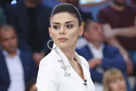 "Aysun az qaldı sürüşüb yerə çaxılsın..." - "MAŞIN ŞOU"DA GÖZLƏNİLMƏZ HADİSƏ - VİDEO