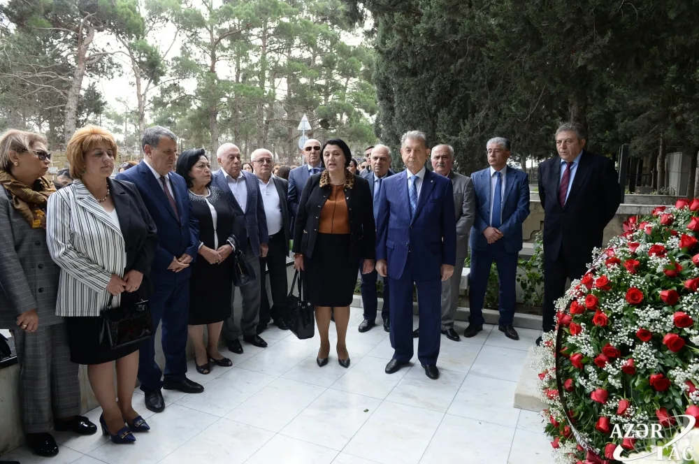 Görkəmli şərqşünas alim Aida İmanquliyevanın xatirəsi anıldı - FOTO
