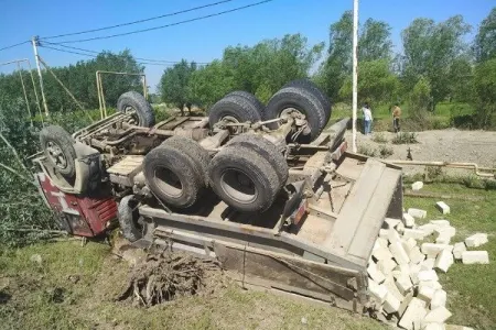 Qaradağda "KaMAZ" DAĞDAN AŞDI - BƏDBƏXT HADİSƏ