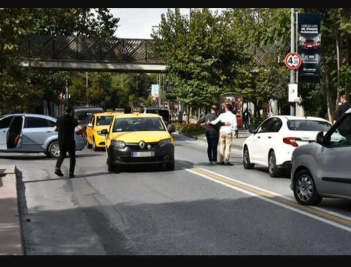 Azərbaycanlı aktrisa Türkiyədə qəzaya düşdü