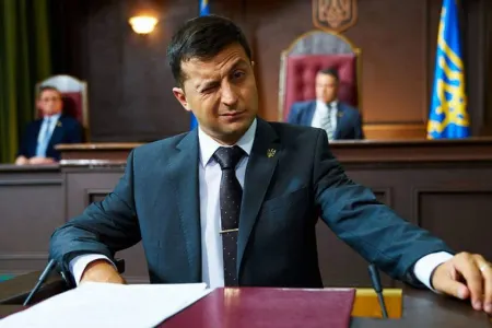 "Hamınızı işdən çıxaracağam!" - Zelenski nazirləri hədələdi