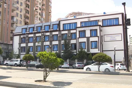 İnsanları ziyarətgahlara aparmaq adı ilə aldadıb - PUL YIĞAN ŞƏXS SAXLANILDI