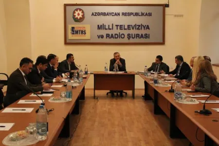 MTRŞ sədri TV rəhbərləri ilə qanunvericiliyin pozulmasını - MÜZAKİRƏ ETDİ