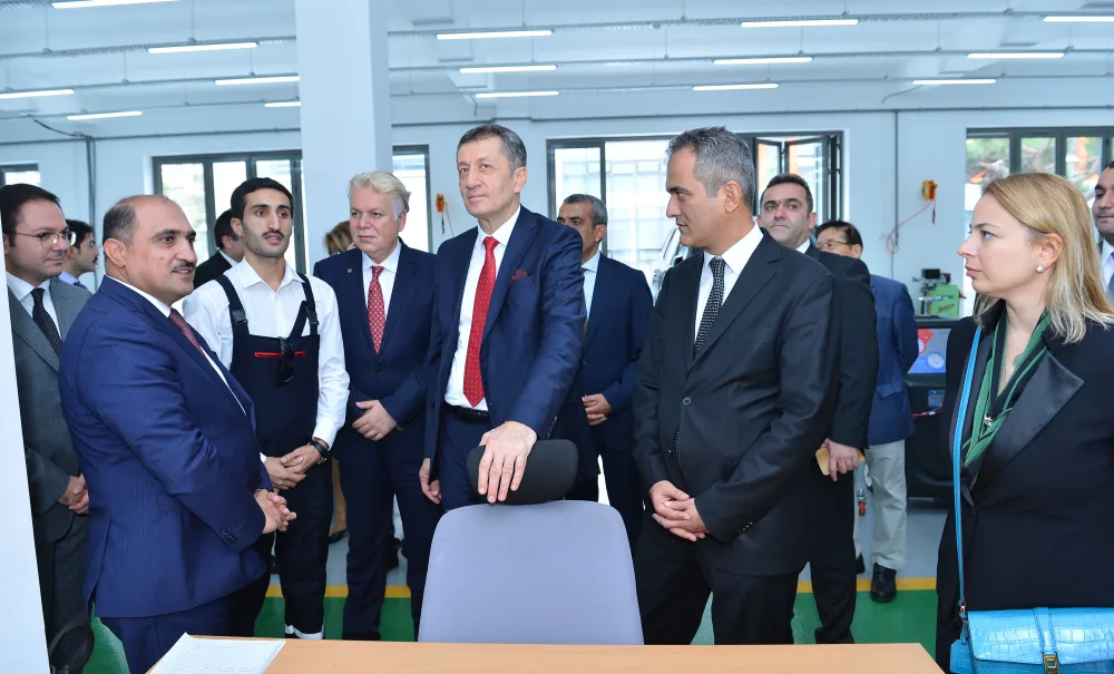 Türkiyə təhsil naziri Peşə Təhsil Mərkəzində - FOTO