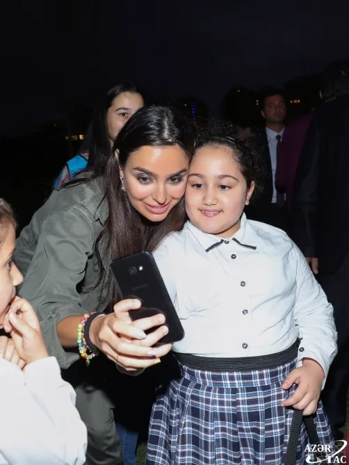 Leyla Əliyeva ağacəkmə aksiyasında iştirak edib - FOTO