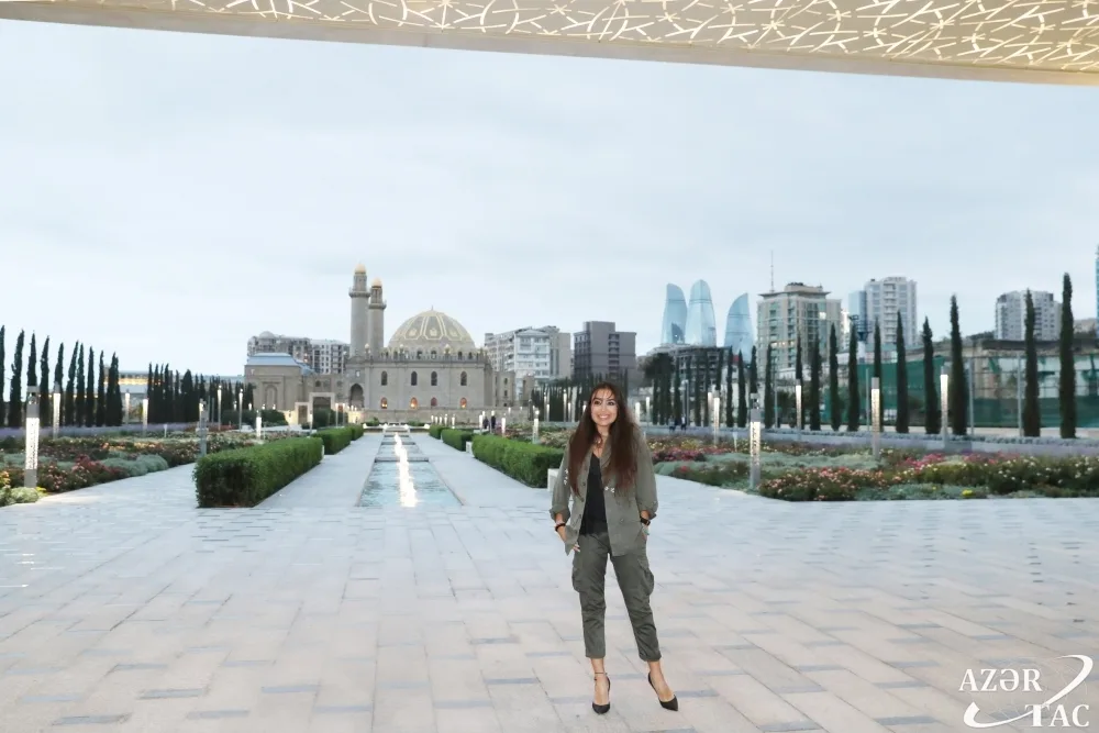 Leyla Əliyeva ağacəkmə aksiyasında iştirak edib - FOTO