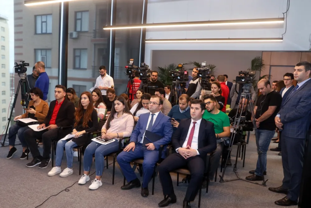 Yeni doğulan körpələr üçün müavinətlər ELEKTRONLAŞDIRILDI - FOTO
