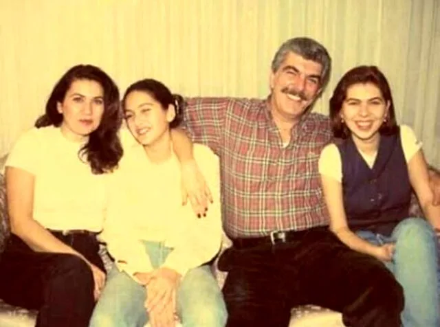 Tanınmış aktrisanın bacısı Amerikada qadınla ailə qurub