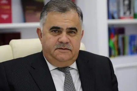 "İlham Əliyev öz çıxışı ilə Ermənistanın baş nazirini yerində oturtdu" - POLİTOLOQ