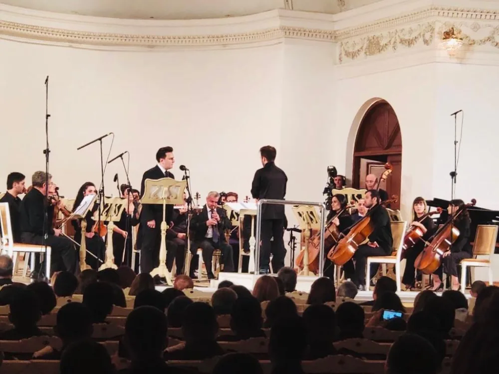 Ramil Qasımovun solo-konserti - ANŞLAQLA baş tutdu