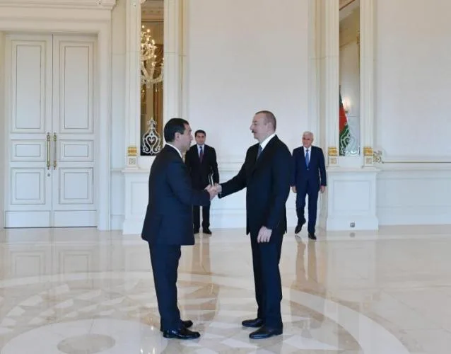 Prezident İlham Əliyev Qazaxıstanın yeni səfirinin etimadnaməsini qəbul edib - FOTOLAR