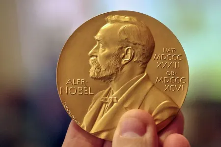 Qlobal yoxsulluqla mübarizəyə görə - "Nobel" mükafatı aldılar
