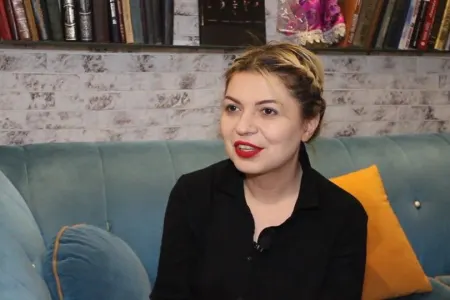 "Maşın"dan ayrılan Zümrüd: - "Heç kimə imkan vermərəm ki, mənə o sözü desin"