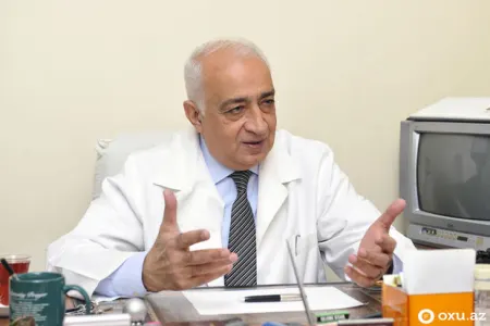 "Özünəqsd edənlərin 80 faizi ətrafdakılara işarə verirlər" - Baş psixiatr