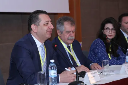 "Heç bir infeksiya ana südü ilə uşağa keçə bilməz"- - RÜSTƏM HÜSEYNOV