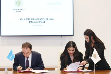 Heydər Əliyev Fondu ilə UNİSEF - memorandum imzaladı