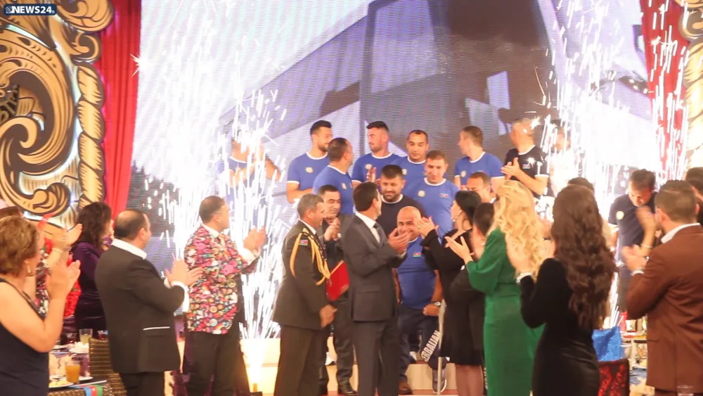 MGP qazilərə maşın hədiyyə etdi