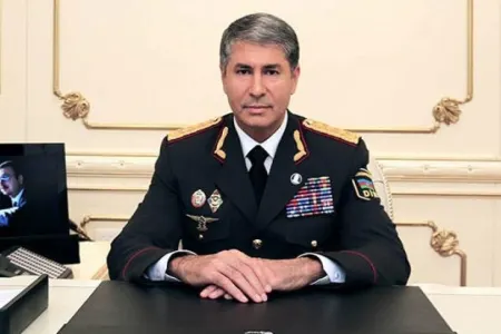 Vilayət Eyvazov onu da - TƏQAÜDƏ GÖNDƏRDİ