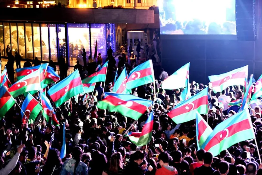 Dövlət Müstəqilliyi Gününə həsr olunan izdihamlı konsert - FOTOLAR