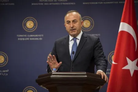 Çavuşoğlu: - "Suriya böhranı hərbi yolla həll edilə bilməz"