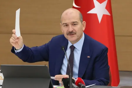 Türkiyədən deportasiya edilən qanunsuz miqrantların - SAYI AÇIQLANDI