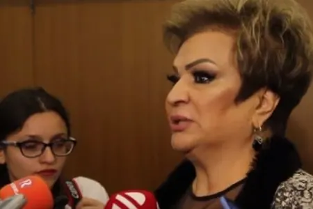 Afaq Bəşirqızı: “Sizə ar olsun!" - Bakıda dövlət tədbirində QALMAQAL - VİDEO