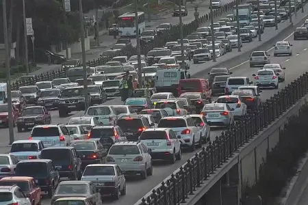ƏHALİNİN NƏZƏRİNƏ! - Bakıda bu yollar bağlandı - SİYAHI