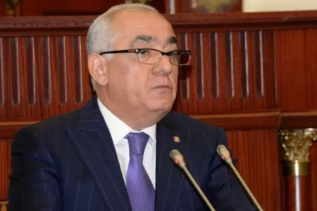 Əli Əsədov iki şöbə müdirini İŞDƏN ÇIXARDI