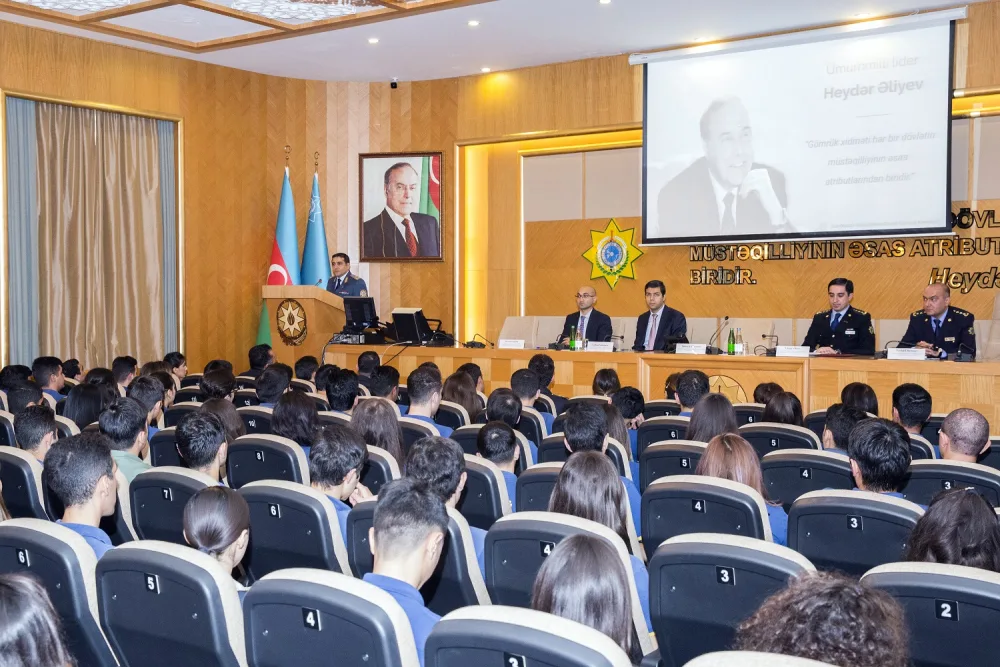 “Könüllü gömrükçü”lərə - sertifikatlar təqdim olundu