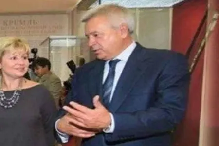 "Forbes"da ən zəngin qadınlar sırasında - milyarder Vahid Ələkbərovun xanımı da var