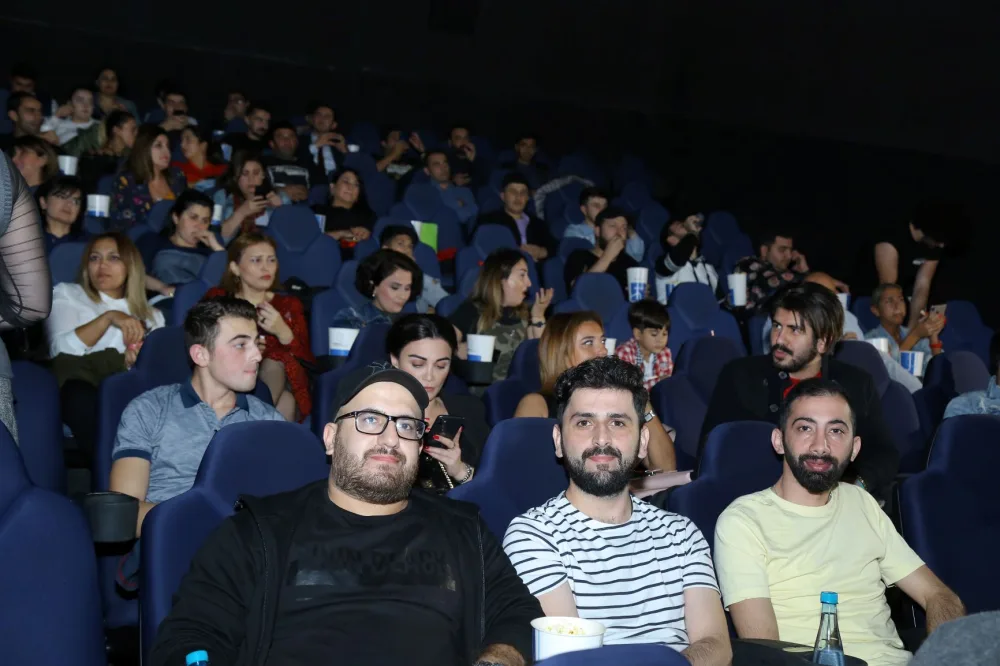 Cem Yılmazın gözlənilən komediyası “CinemaPlus”da - FOTO - VİDEO
