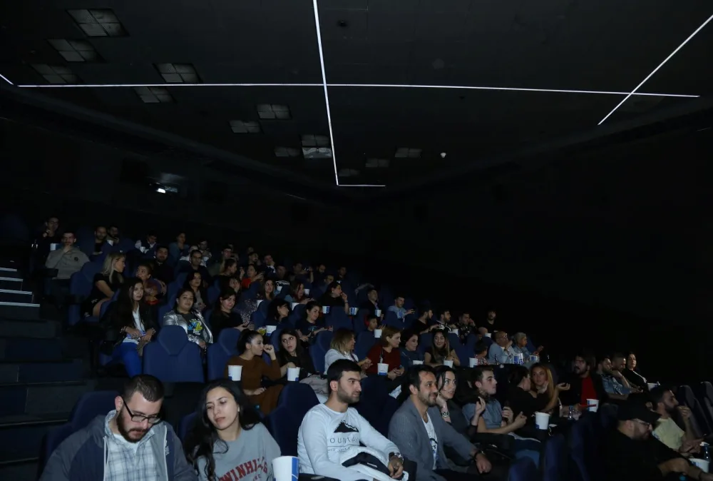 Cem Yılmazın gözlənilən komediyası “CinemaPlus”da - FOTO - VİDEO