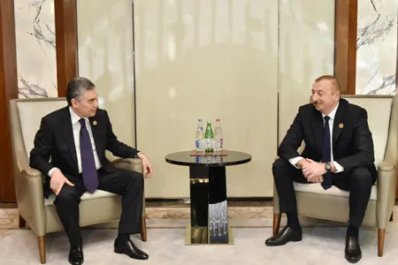 İlham Əliyev Qurbanqulu Berdiməhəmmədovla GÖRÜŞDÜ