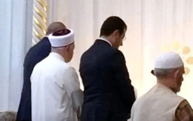 Ərdoğanla İmamoğlu birlikdə namaz qıldı - -VİDEO